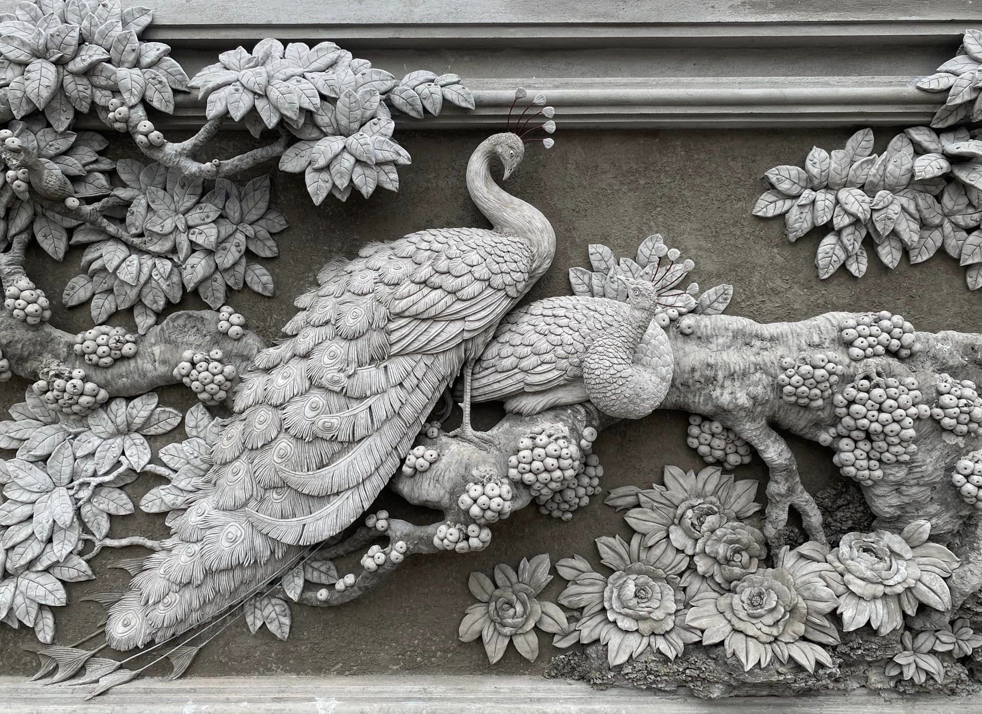 Sourcing straight from the stone yard — VIGOHOME service gallery, Foshan, China